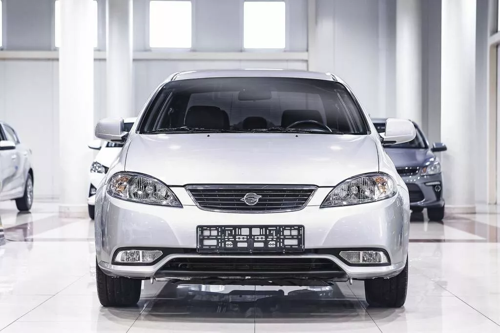 Купить Gentra с пробегом